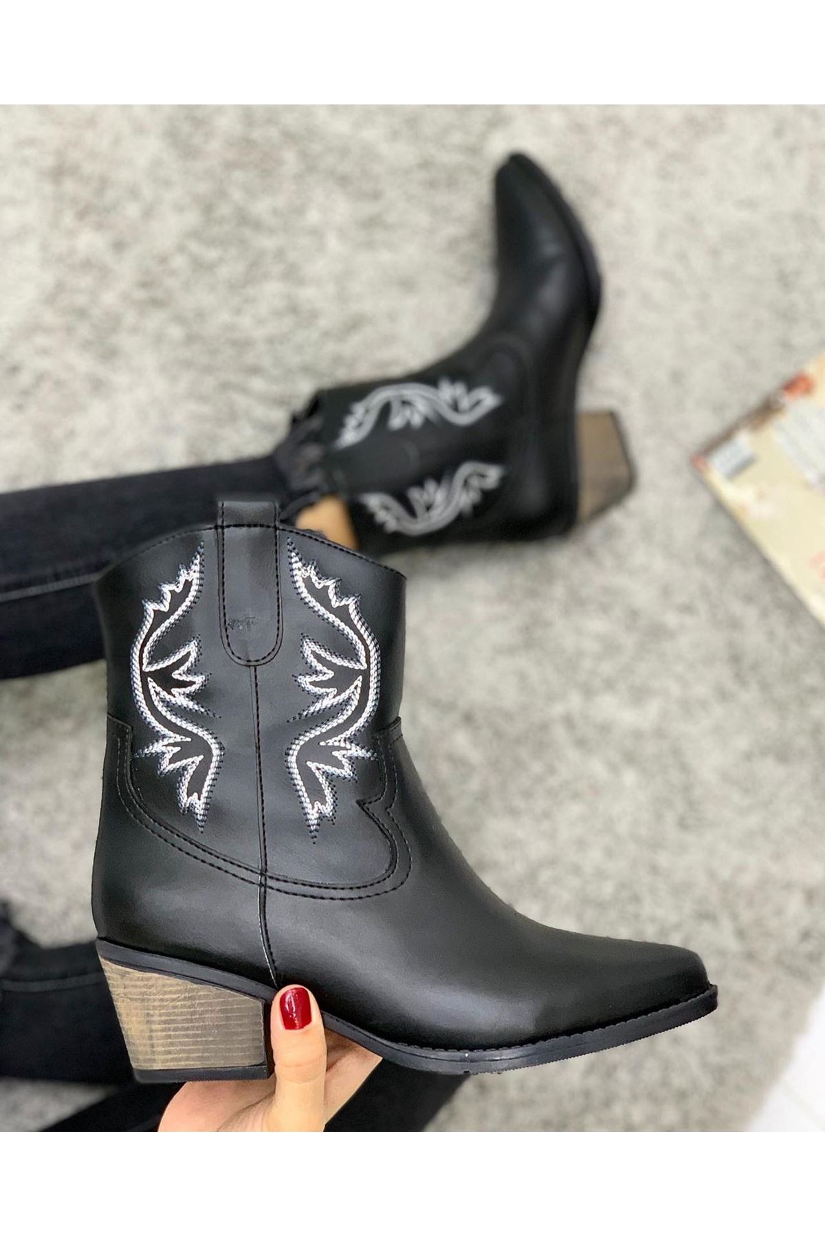 Dali Siyah Bayan Dallas Bot