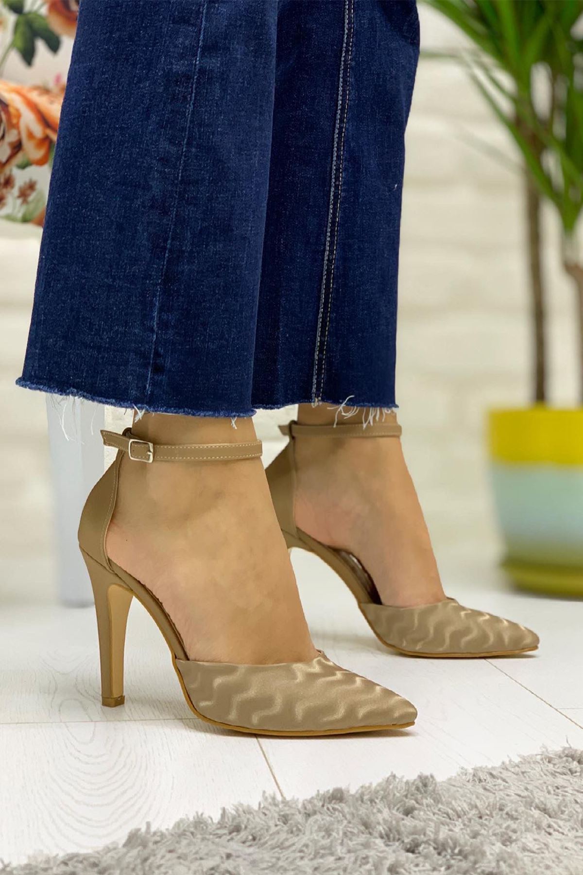 Chanell Vizon Bayan Topuklu Ayakkabı