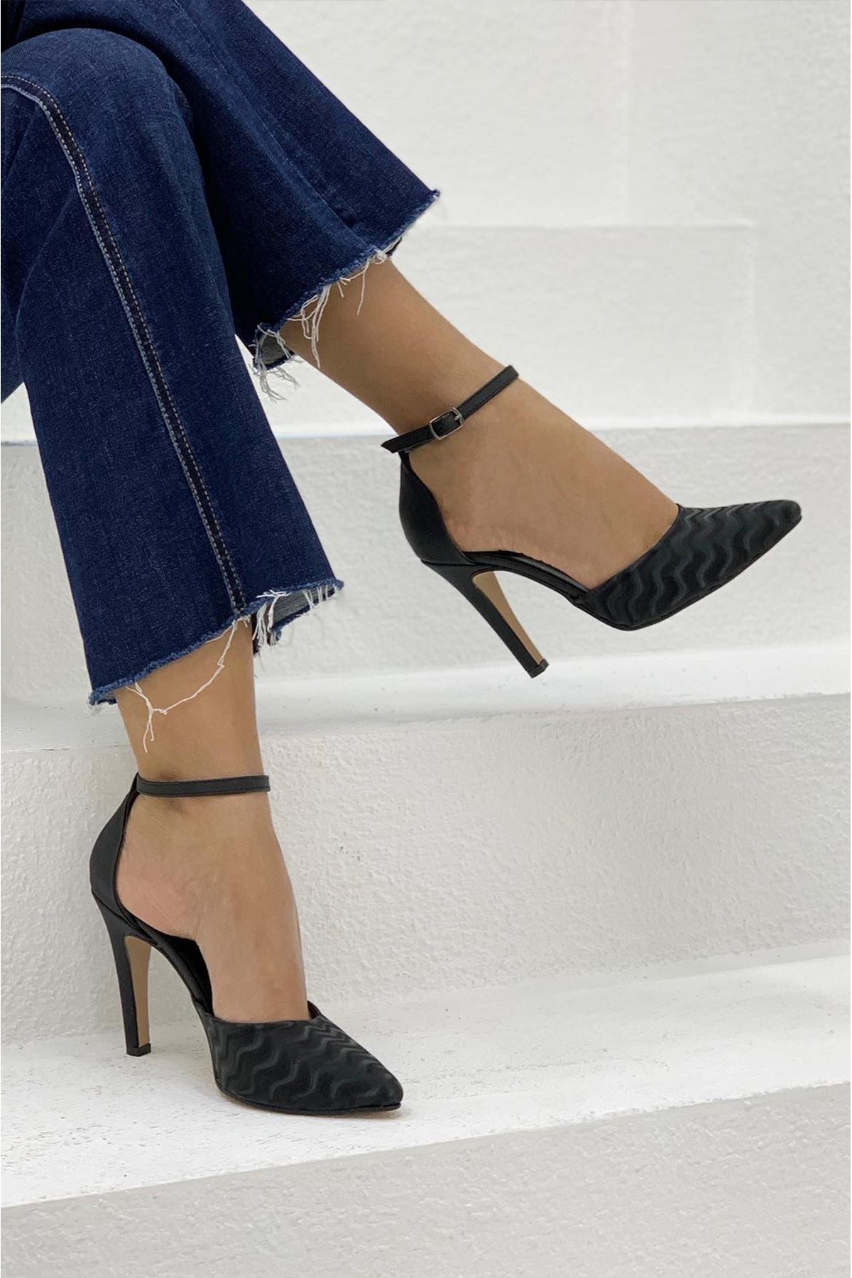 Chanell Siyah Bayan Topuklu Ayakkabı