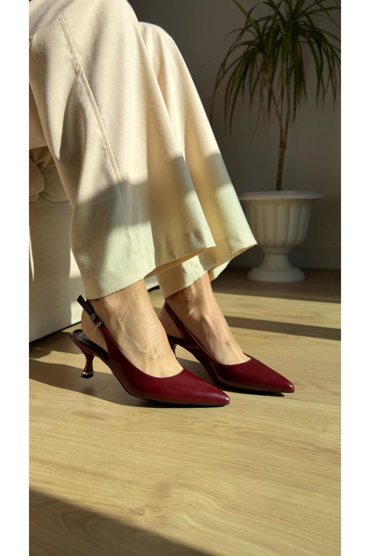 SİNYORA Bordo Bayan Topuklu Ayakkabı