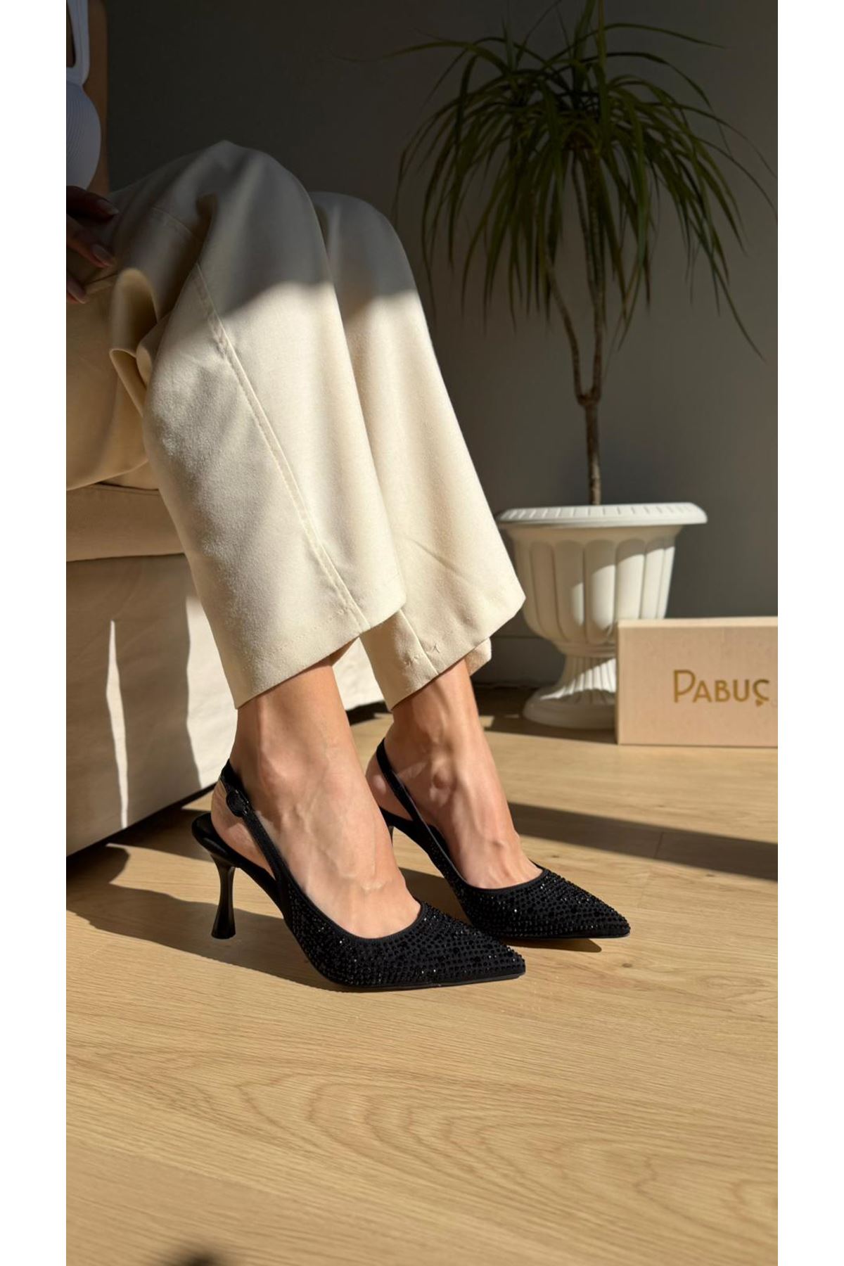 CATA Siyah Bayan Topuklu Ayakkabı