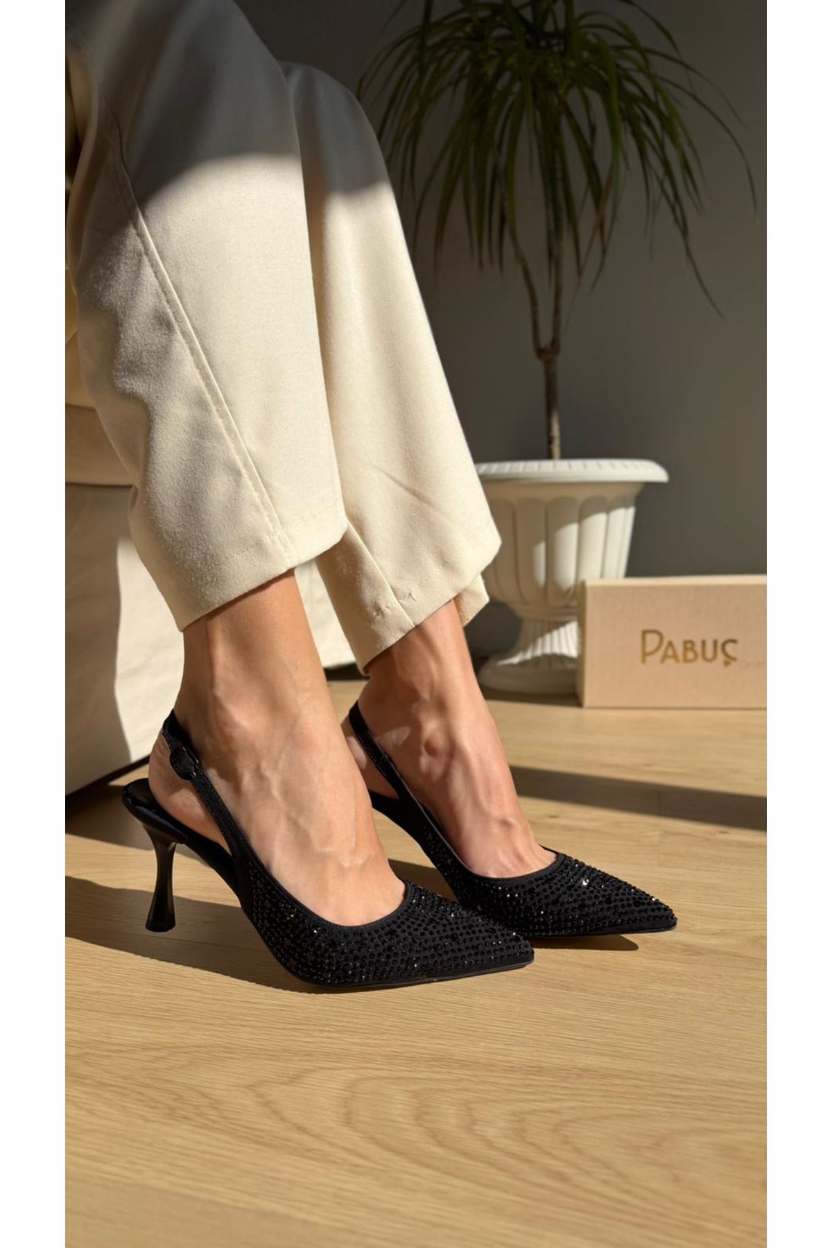 CATA Siyah Bayan Topuklu Ayakkabı