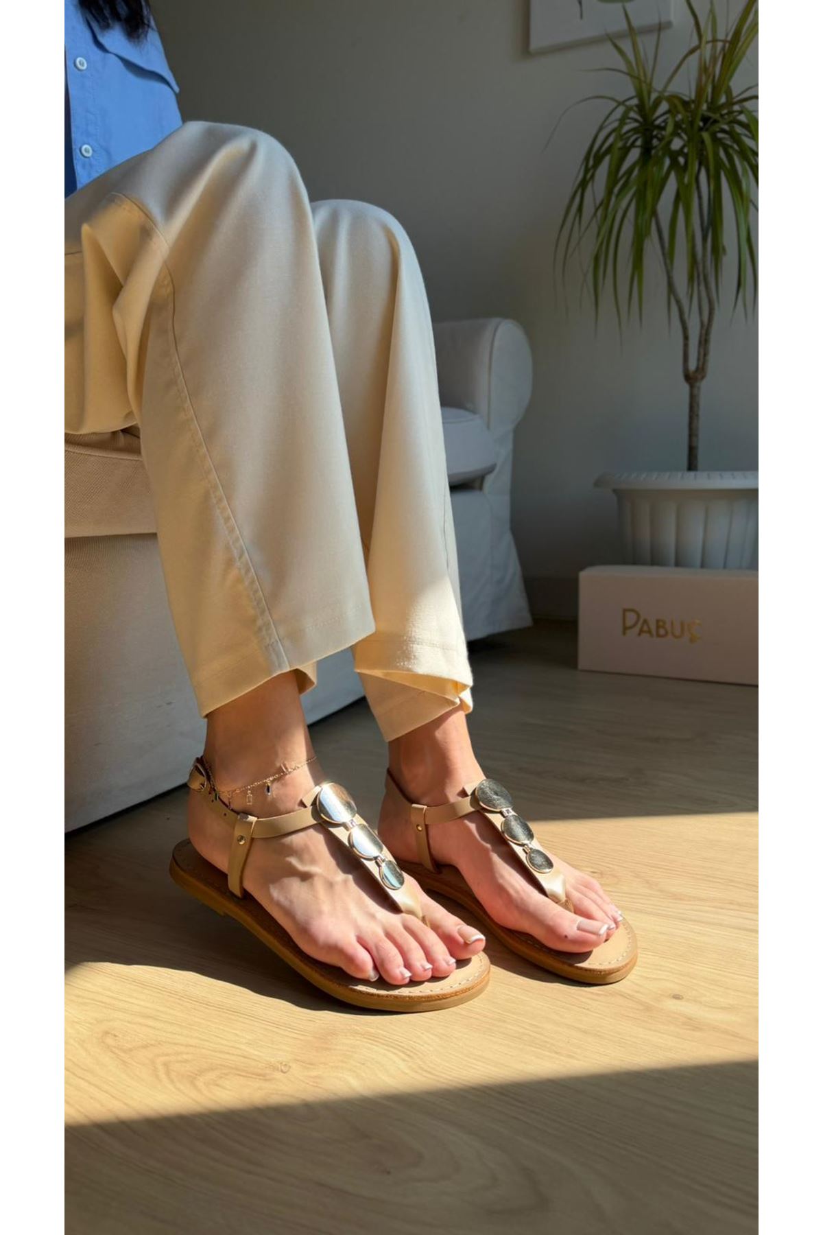 SOHO Hakiki Deri Ten Sandalet