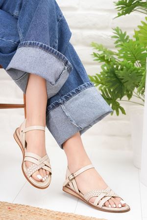 Bonita Deri Ten Sandalet