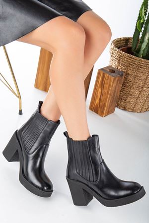 DOMİNA Siyah Hakiki Deri Bayan Bot