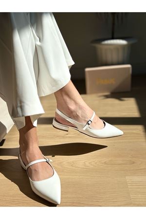 Venüs Beyaz Rugan Bayan Babet