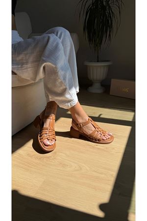 Elanora Hakiki Deri Taba Sandalet