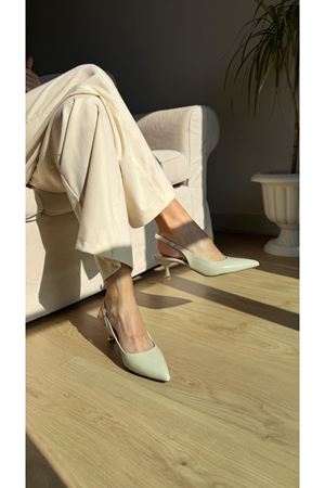 SİNYORA Ten Bayan Topuklu Ayakkabı