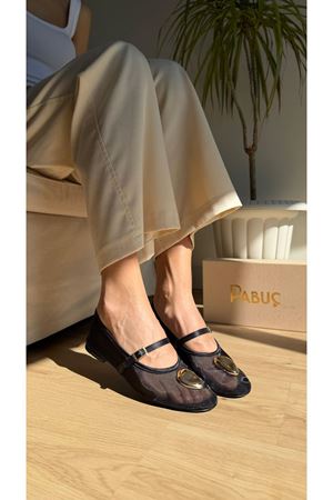 Yesra Siyah Bayan Babet