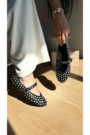 Felipe Siyah Taşlı Bayan Babet